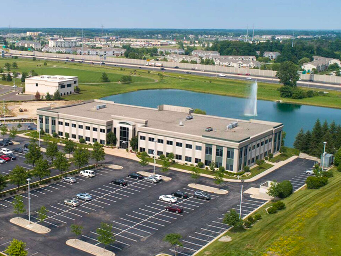 9910 Dupont Cir., E, Fort Wayne, IN 46825